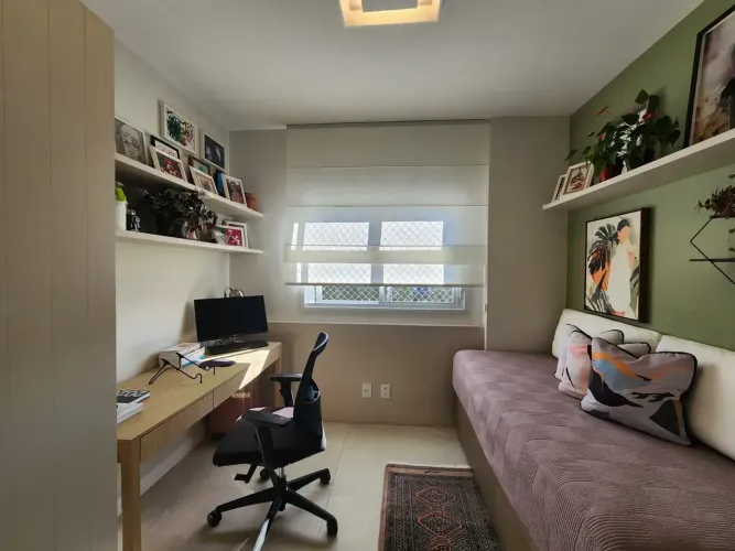 Imóvel para venda possui 69 metros quadrados com 2 quartos em Itacorubi - Florianópolis -