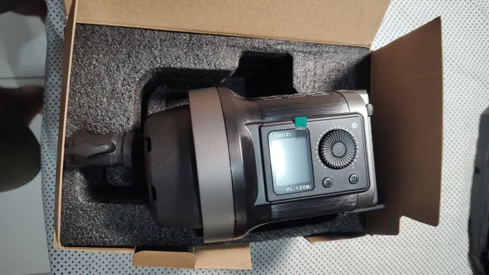 Led Ulanzi 120BI