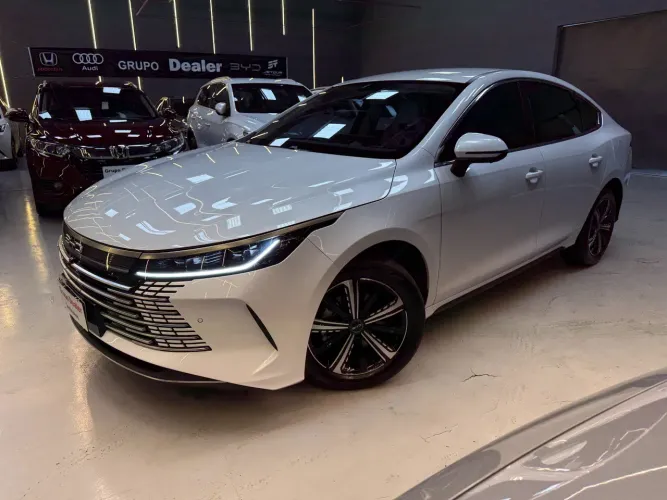 BYD King GS 1.5 16V Híbrido Aut. 2025