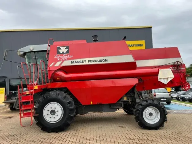 Colheitadeira Massey Ferguson 32, PL23 Flexível e PL20 Rígida