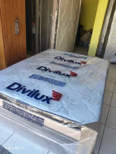 Cama Casal já com Colchão Conjugado D 28 de pillow Top.