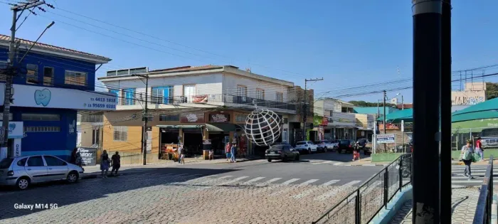 Casa com 3 dormitórios para alugar, 250 m² por R$ 4.750,00/mês - Centro - Atibaia/SP