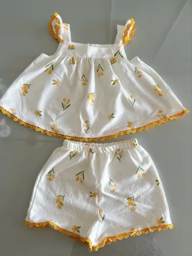 Conjunto infantil tamanho 2 anos