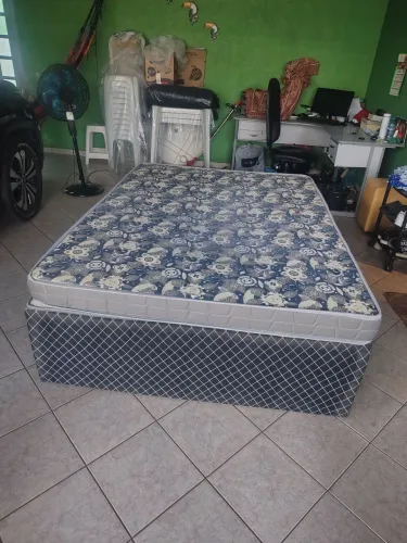 Cama box casal e colchão usado