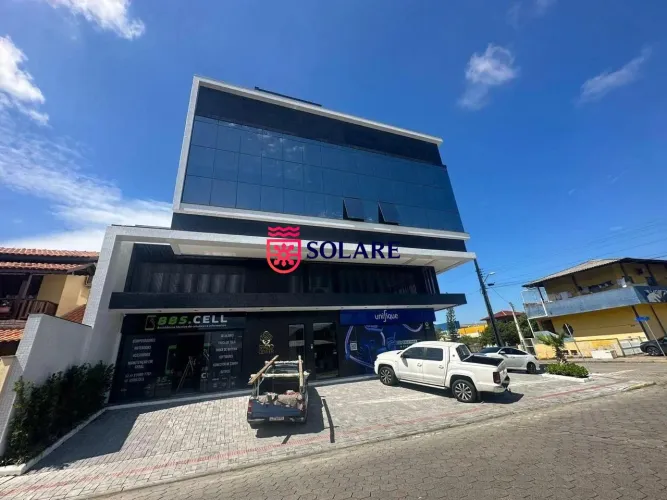 Sala comercial a venda no bairro de Bombas