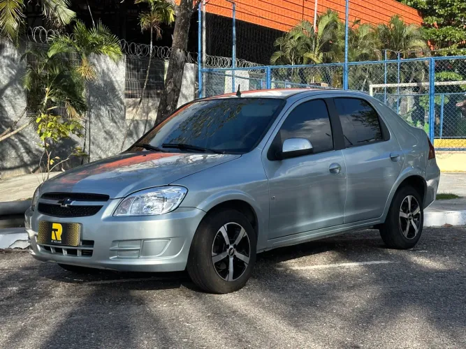 Chevrolet Prisma Sed. Maxx/ LT 1.4 8V Econof. 4P 2012