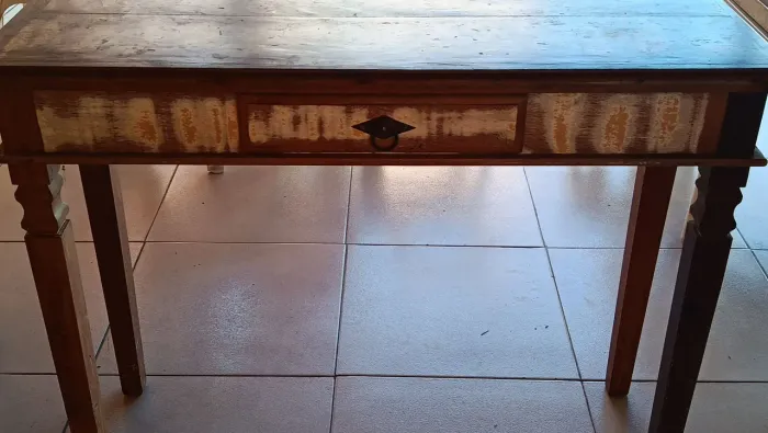 Aparador de madeira