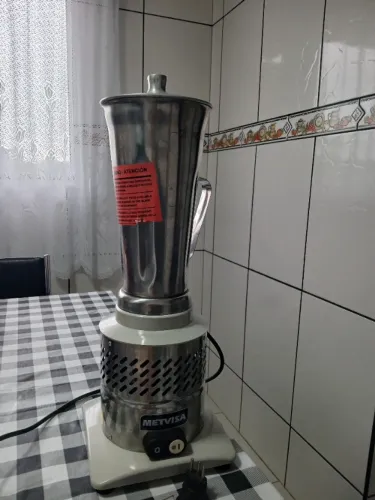 Liquidificador industrial 2 litros 220v