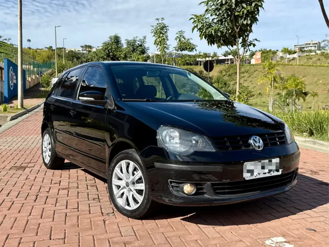 Volkswagen Polo 1.6 Mi/s.ouro 1.6 MI Tot.flex 8V 5P 2013