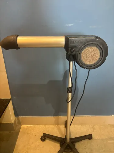 Secador Kyklon pedestal para petshop