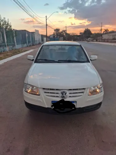 Volkswagen Gol GERAÇÃO IV ECOMOTION 1.0 8V MI TOTAL FLEX MEC. 4P 2011