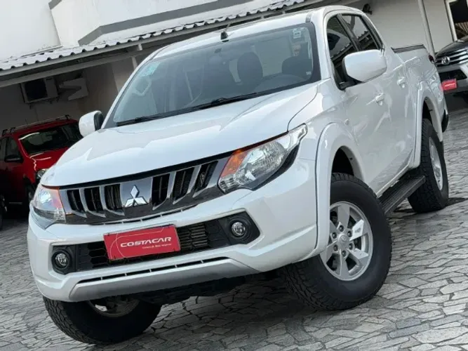 Mitsubishi L200 Triton Sport GLS 2.4 CD Diesel Aut. 2021