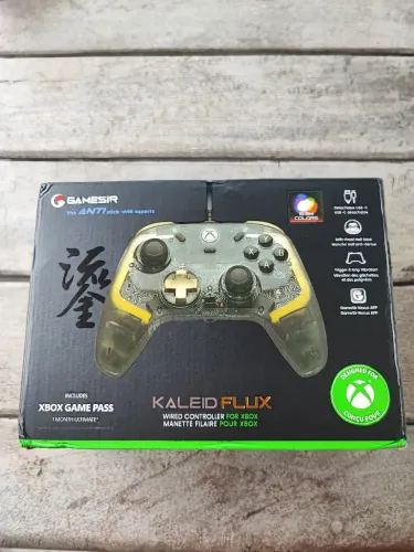 CONTROLE PARA XBOX GAMESIR KALEID ( LACRADO )