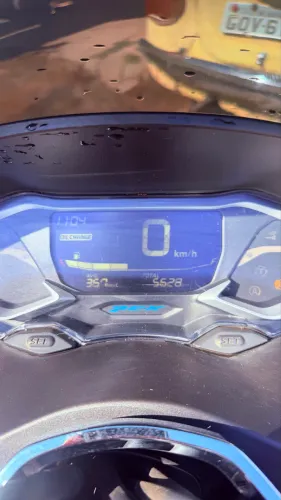 HONDA PCX 160 ABS 2025 - ÚNICO DONO - APENAS 5.600 KM