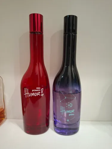 Kit 2 perfumes natura humor meu humor e humor galáxia