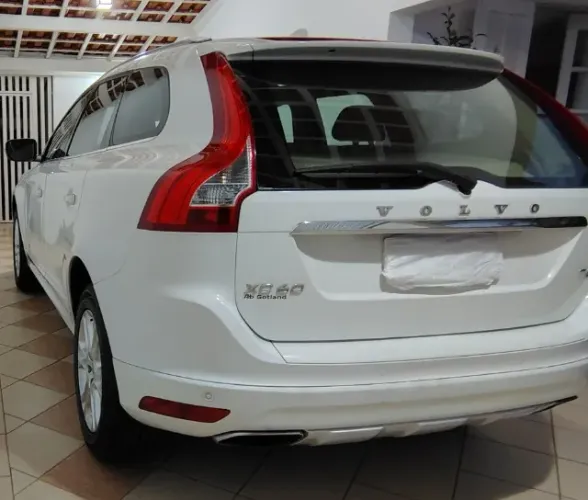 Volvo XC 60 2.0 T5 5P 2014