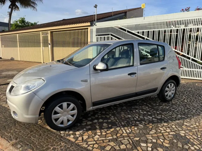 Renault Sandero Expression Hi-flex 1.6 8V 5P 2008