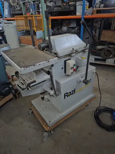 Furadeira horizontal Razi FH 200