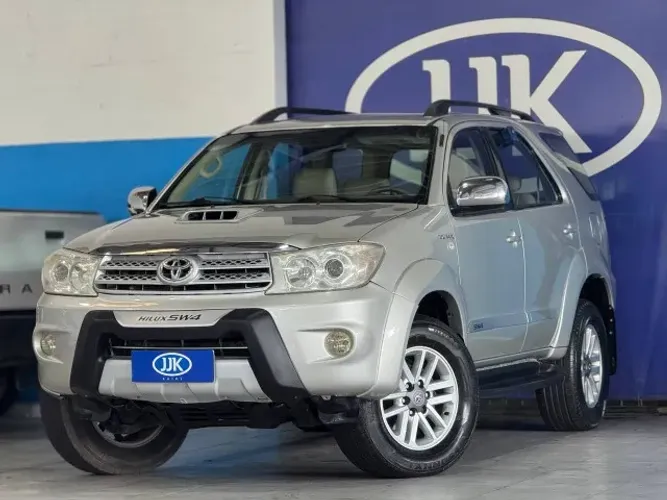 Toyota Hilux SW4 SRV D4-d 4X4 3.0 TDI Dies. AUT 2008