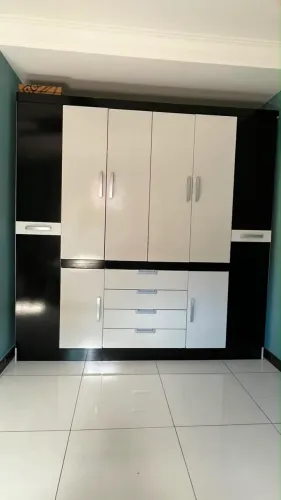 Guarda roupa seminovo R$ 850,00