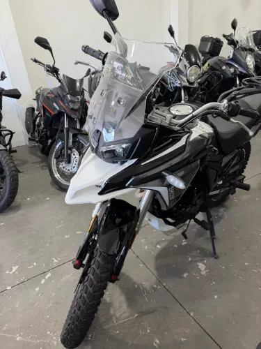 SHINERAY SHI 250(GONCALO MOTOS)Já emplacada e transferida!