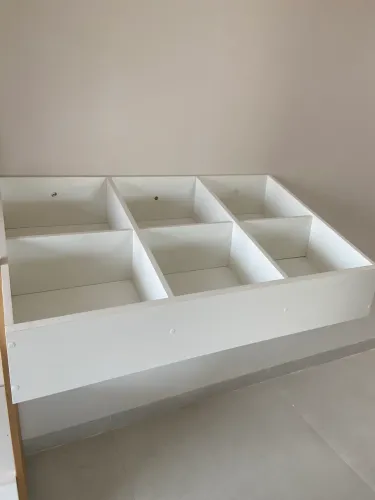 Colmeia para roupas