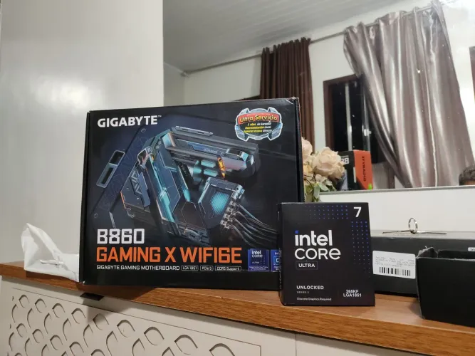 Intel Core ultra 7 B860 Gaming X com caixa e NF