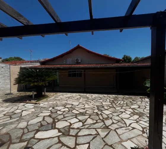Alugo casa Jardim Marliza 
