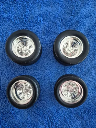 Jogo de Rodas Originais Jada Toys Para Miniaturas 1/24