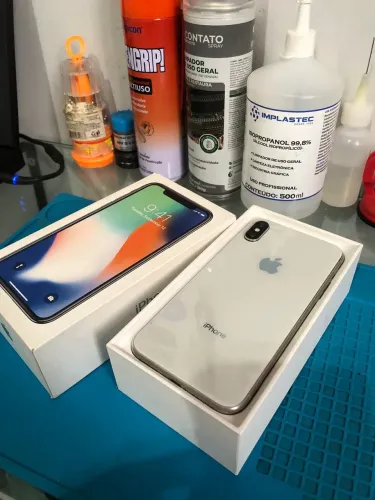 iPhone X