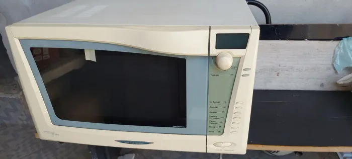 Microondas com defeito