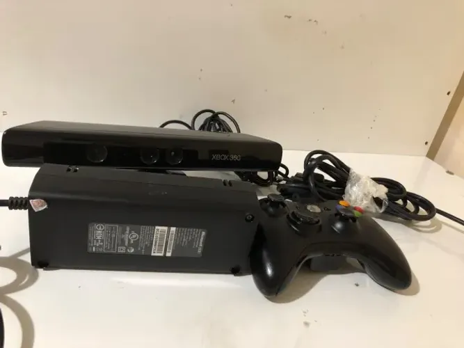 Kit Xbox 360 Fonte Original 110v, Controle Original e Kinect Tudo funcionando ENVIO OLXPAY