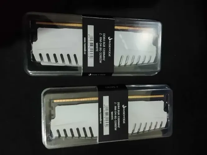 2X Memória RAM Rise Mode Z 8GB 3200MHz DDR4