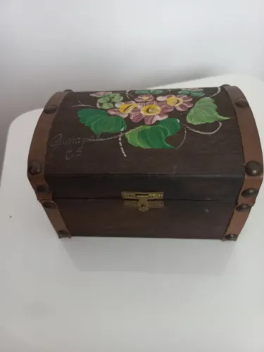 Mini baú madeira envernizada vintage (13x9xx9) usado