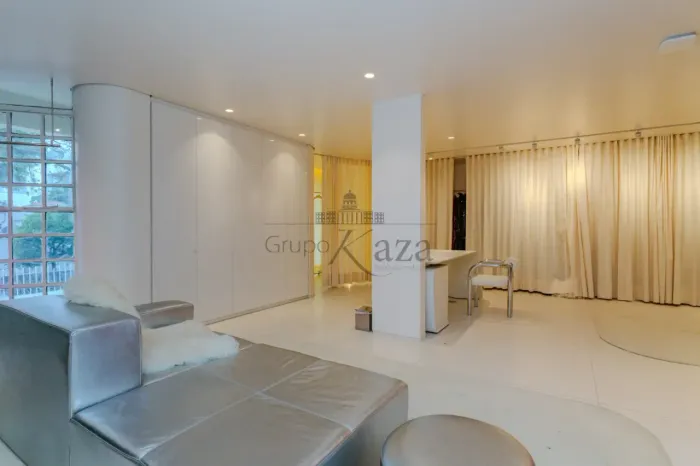 Casa Comercial - Pinheiros - 5 Salas - 430m².