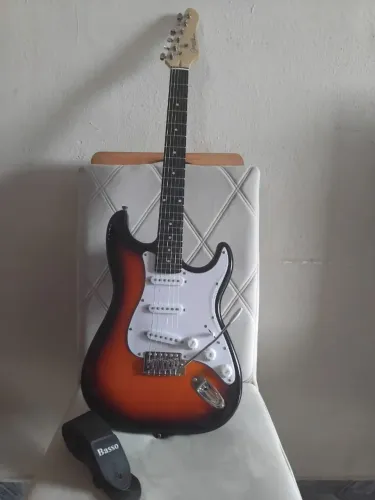 guitarra giannini