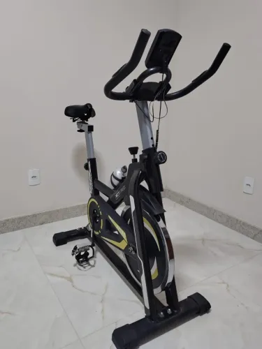 Bicicleta Spinning Egométrica 13kg - WCT Fitness