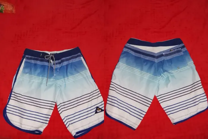 Kit 2 Bermudas Masculinas - Tropical e Surf - Ótimo Estado