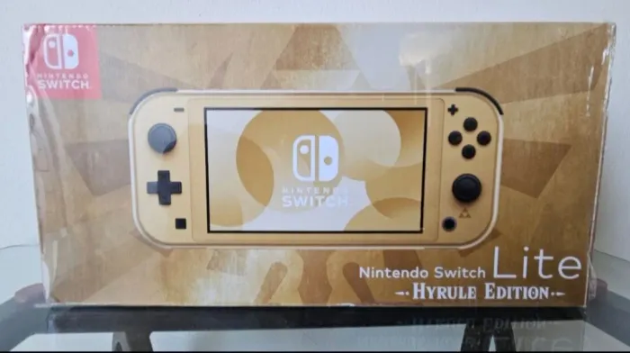 Nintendo Switch Lite Hyrule Zelda