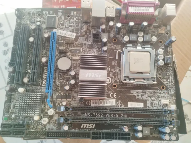 Kit Placa-Mãe MSI G41M-S01 + Intel Core 2 Duo + Cooler + 4 GB RAM