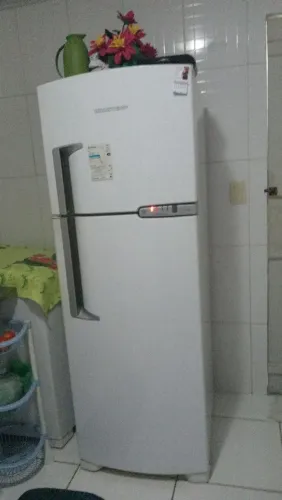 Vendo todos meus móveis. 