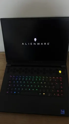 Notbook alienware m16
