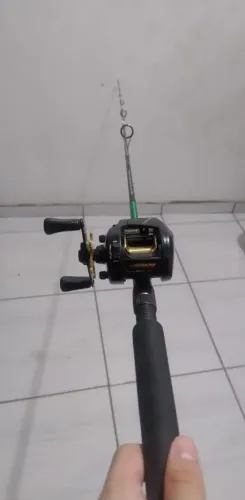 Conjunto carretilha + vara