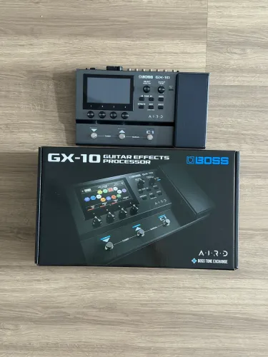 BOSS GX-10 ZERADA com tags e caixa, ainda com garantia!