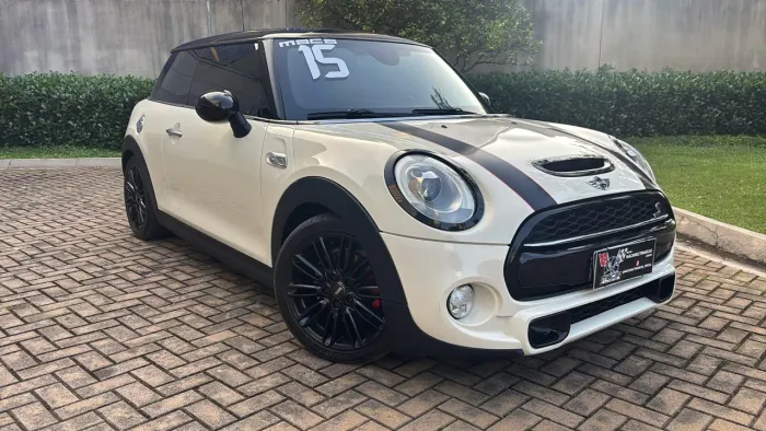 Mini Cooper S 2.0 Turbo 16V 3P Aut. 2015