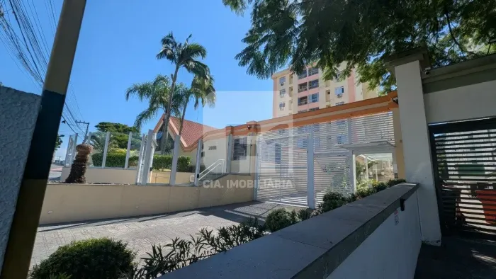 Apartamento à venda com 81 m2, 2 quartos em Coqueiros - Florianópolis - SC