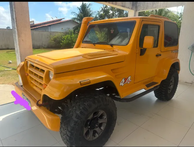 Troller T-4 4X4 2.8 TB Int. Cap. Rígida Diesel 2003