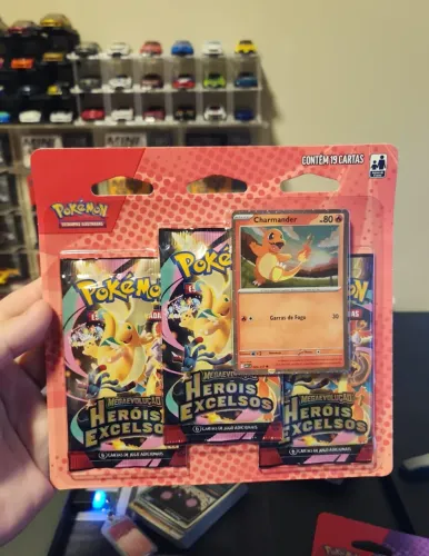 Pokémon - Blister Triplo - Heróis Excelsos (Charmander)
