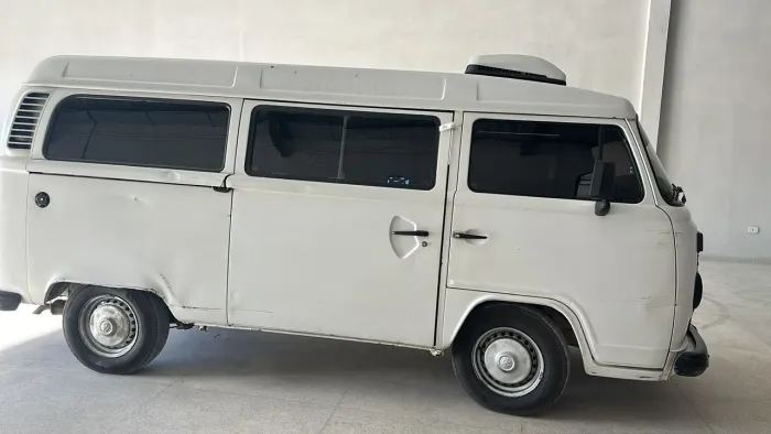 Volkswagen Kombi Standard 1.4 MI Total Flex 8V 2012