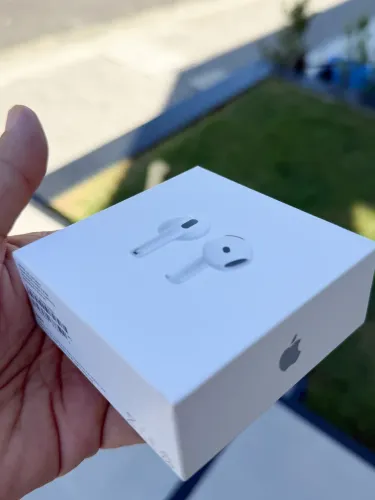 Fone de ouvido Apple AirPods 4